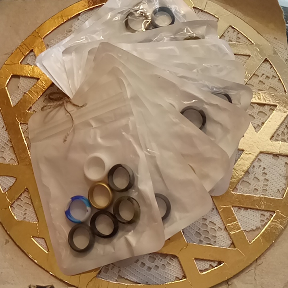 Elegant Women's Ring Set in Assorted Colors